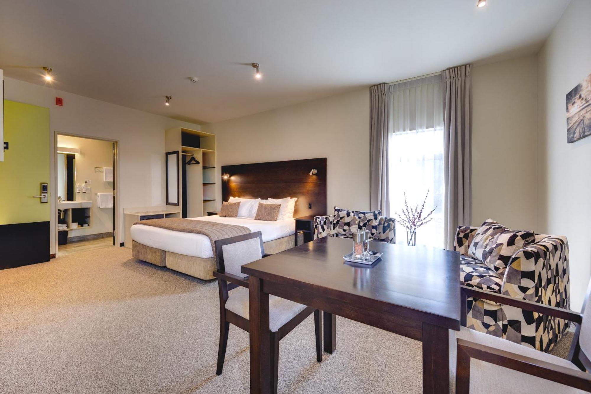Ava Lodge Lower Hutt Buitenkant foto