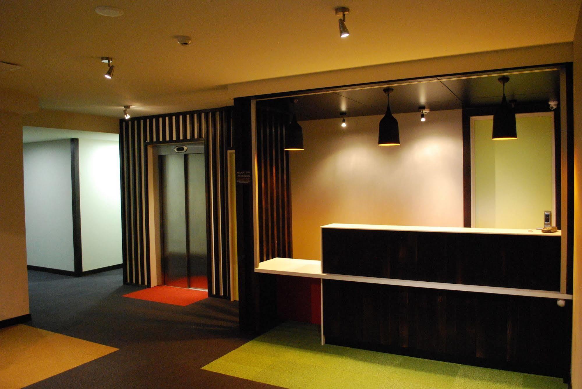 Ava Lodge Lower Hutt Buitenkant foto